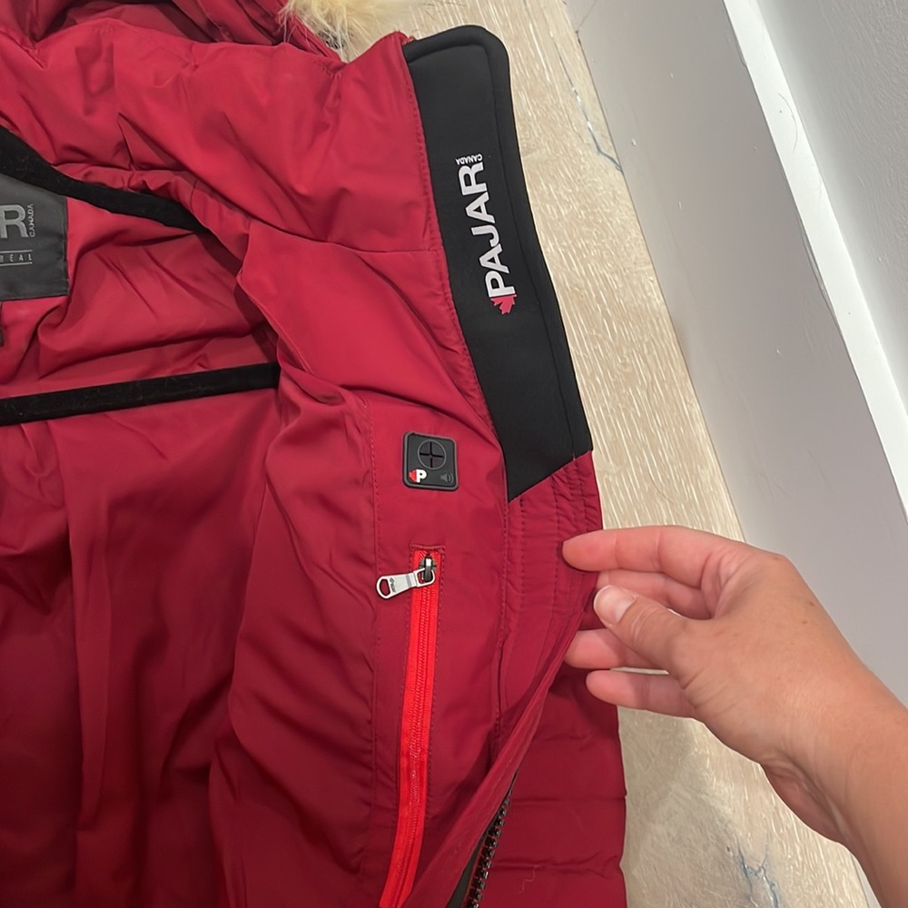 Brand new, never worn!!